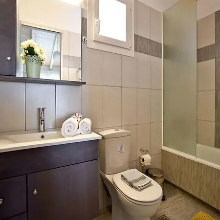 Palapart Gikas Suites And Studios Apartment