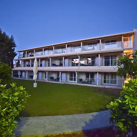 Palapart Gikas Suites And Studios